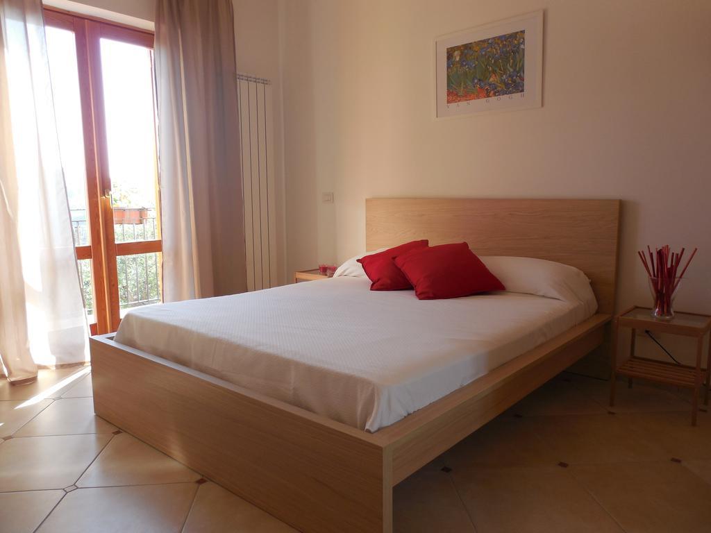 Villa Talea SantʼAgata sui Due Golfi Стая снимка