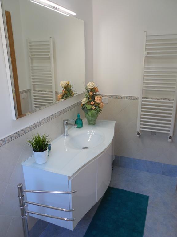 Villa Talea SantʼAgata sui Due Golfi Стая снимка