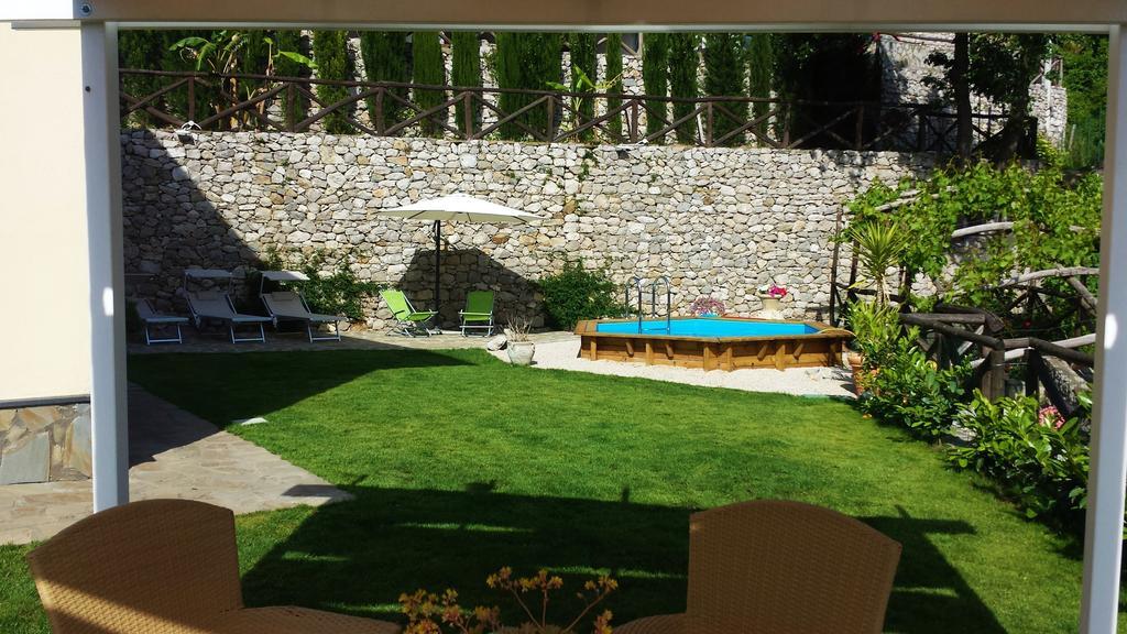 Villa Talea SantʼAgata sui Due Golfi Екстериор снимка